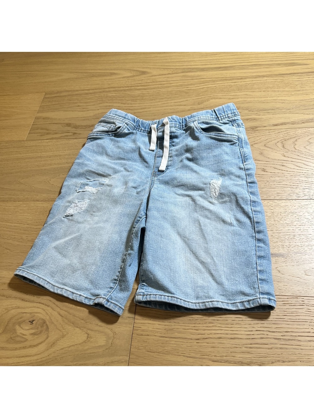 OshKosh B'gosh Kids' Light blue Shorts – Size 14